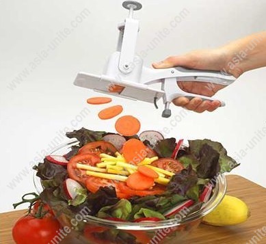 one-handed mandoline slicer