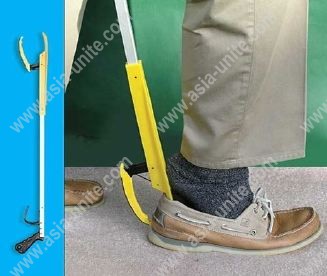 SHOE GRABBER