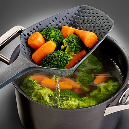 scoop colander