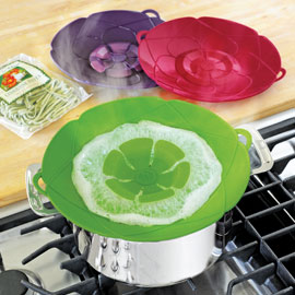 Prevent overflows with this Boil-Over Spill Stopper lid.